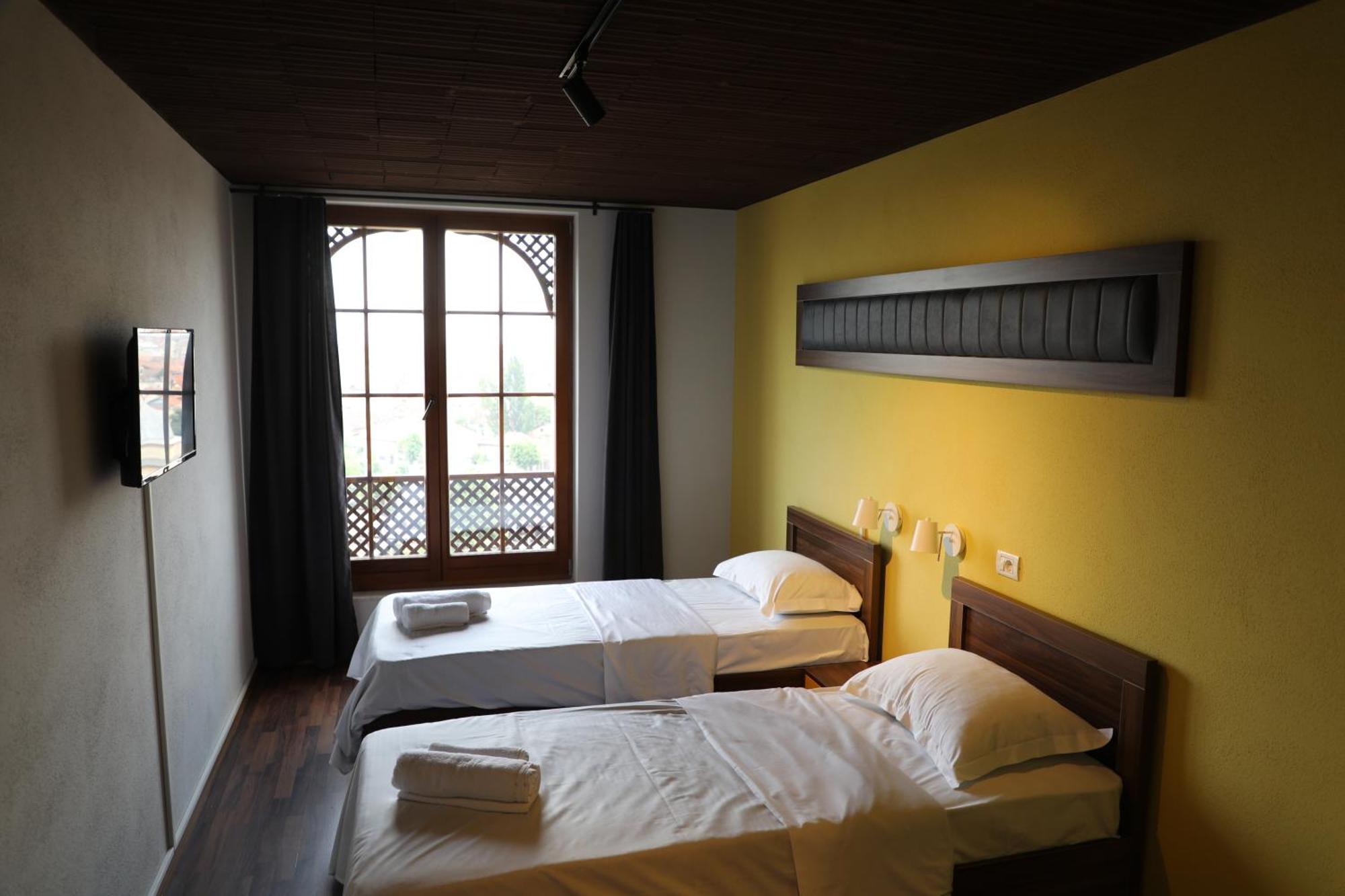 Hotel Hiserra Prizren Extérieur photo