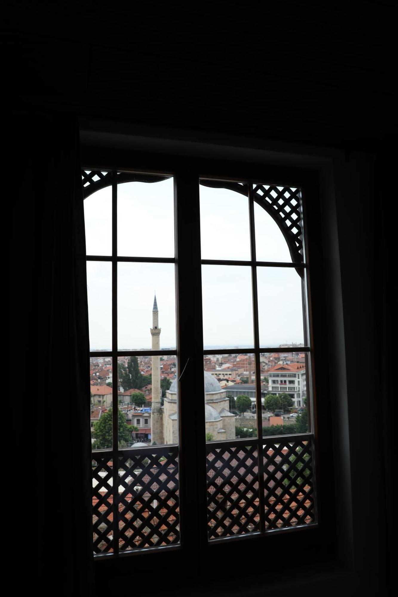 Hotel Hiserra Prizren Extérieur photo