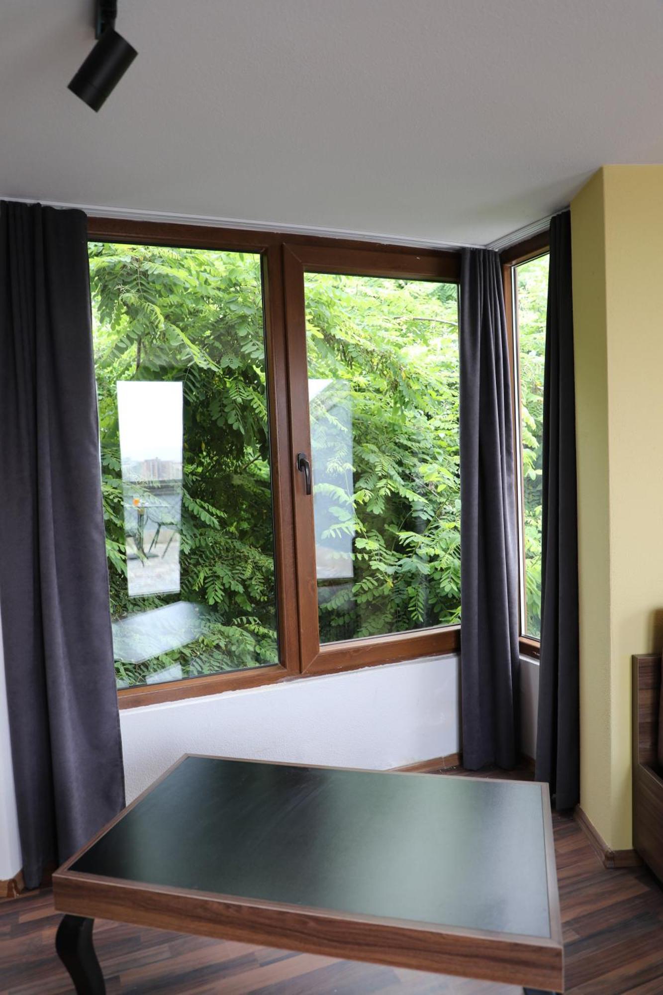Hotel Hiserra Prizren Extérieur photo