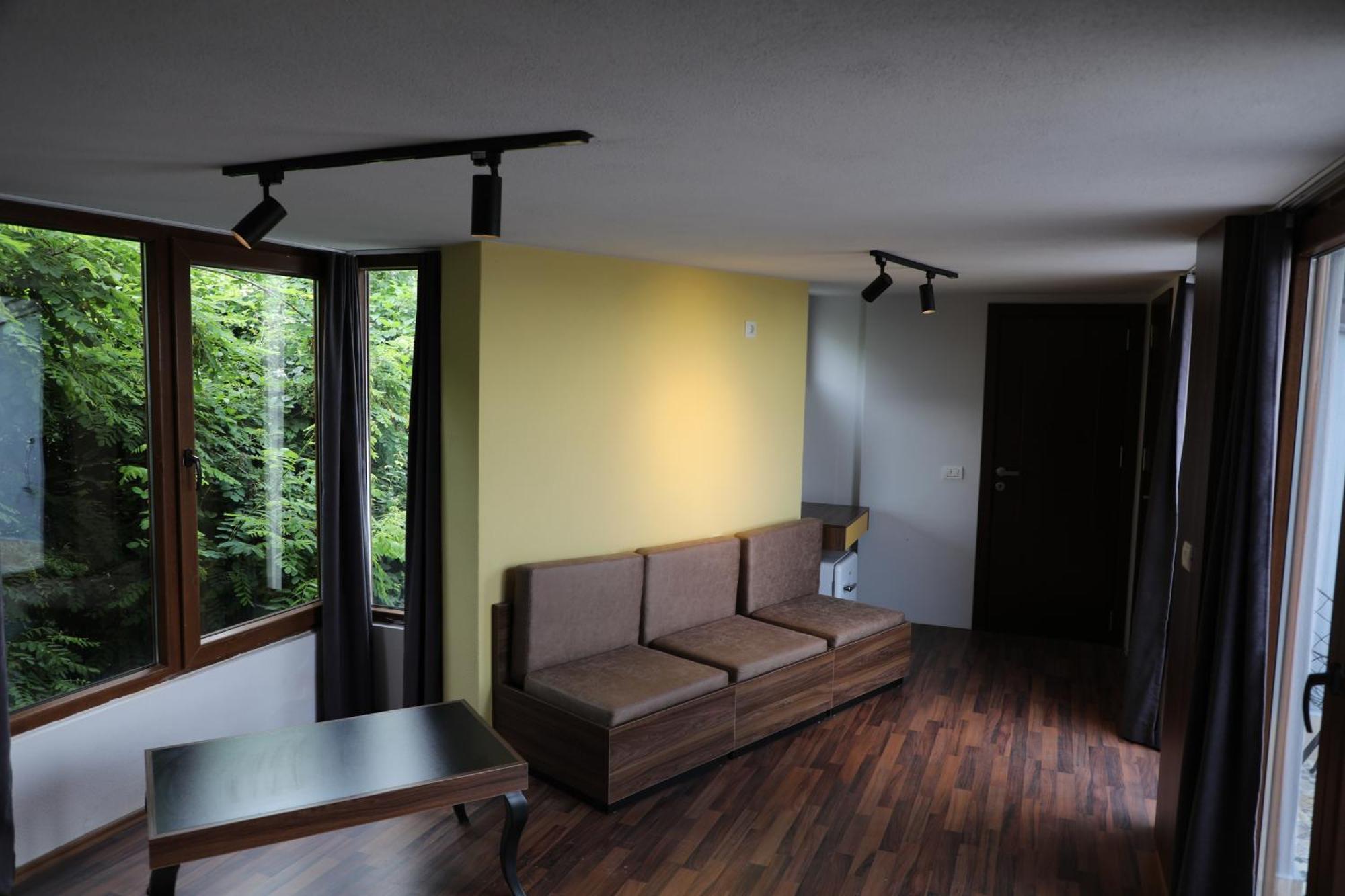 Hotel Hiserra Prizren Extérieur photo