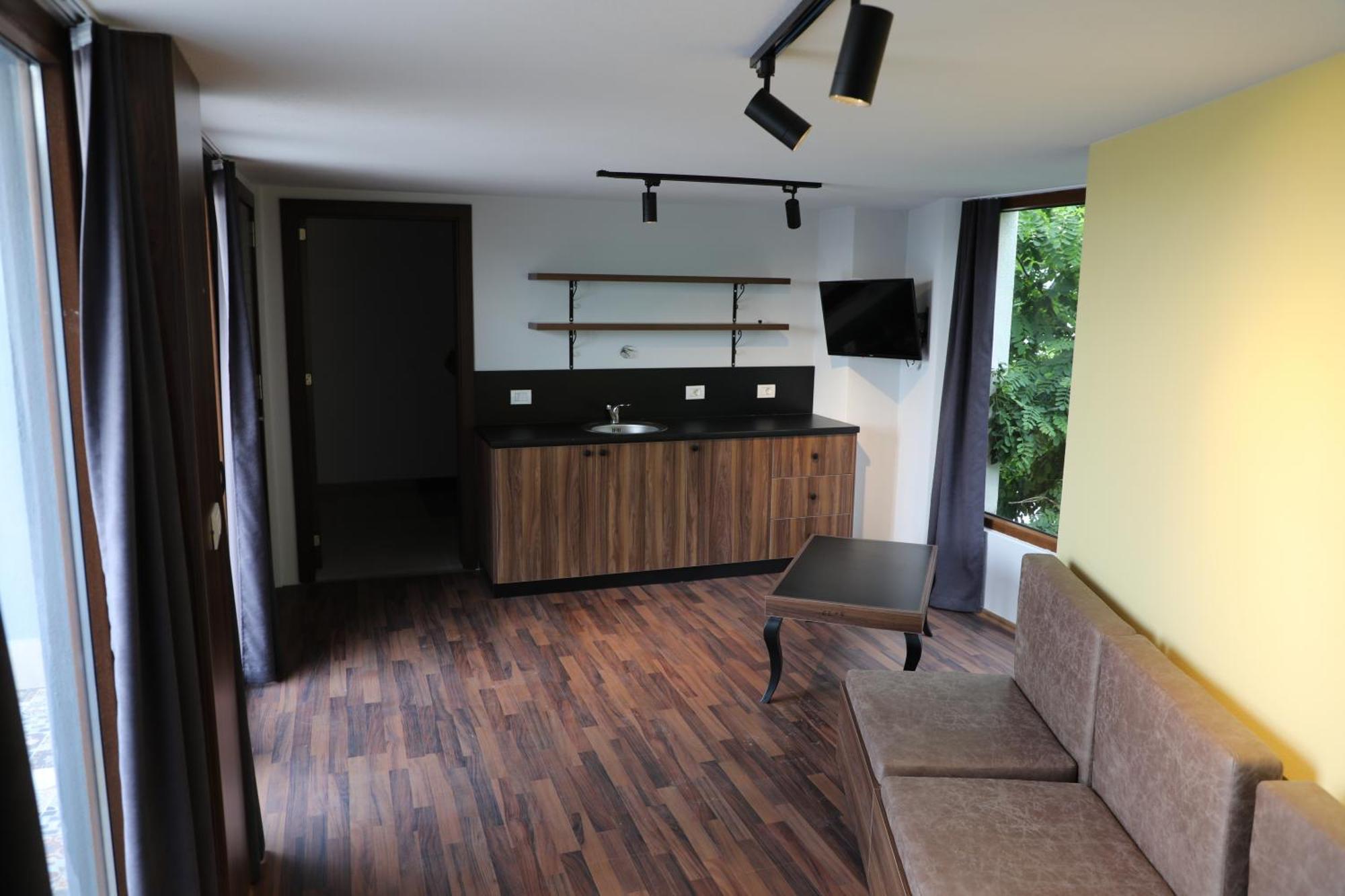 Hotel Hiserra Prizren Extérieur photo