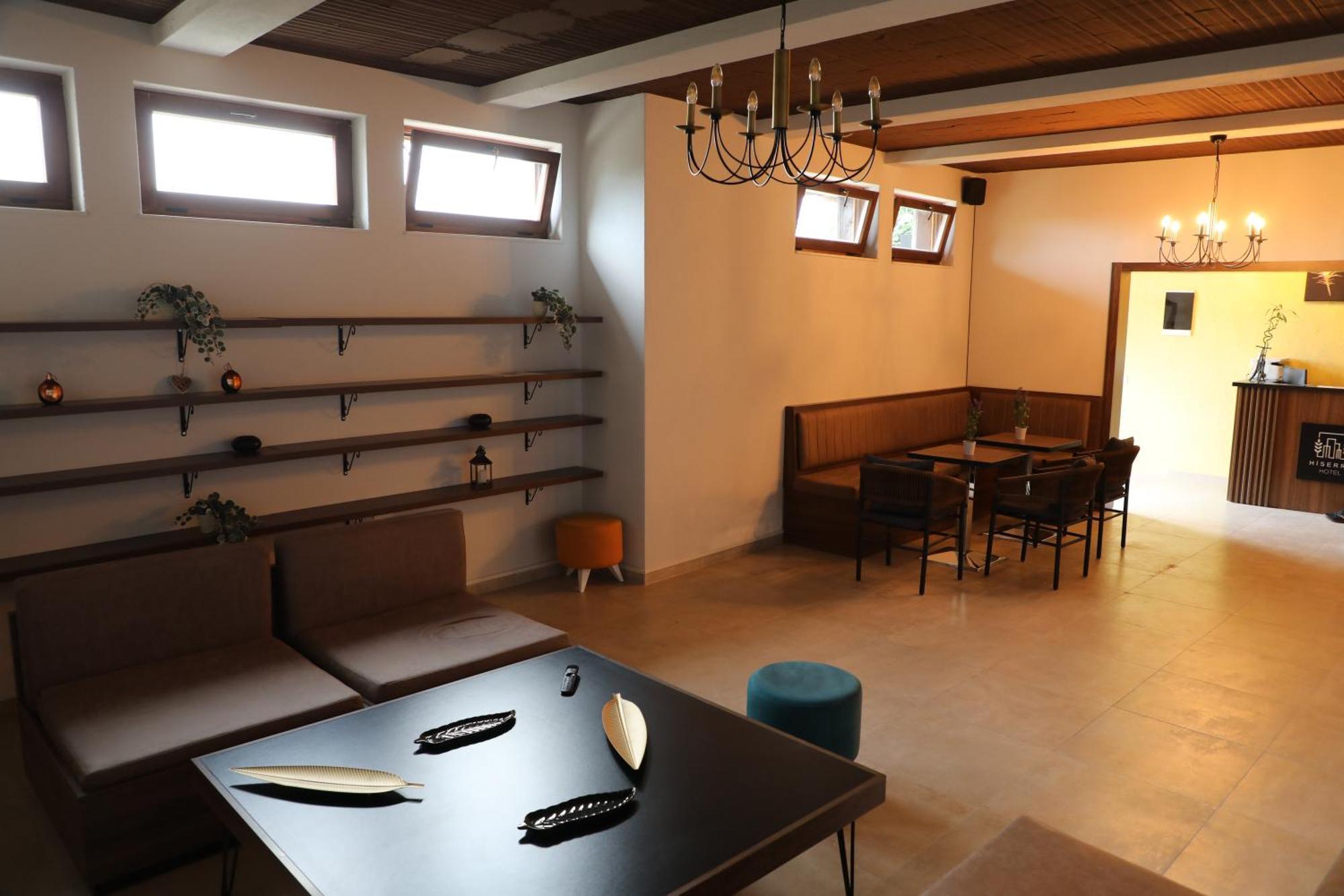 Hotel Hiserra Prizren Extérieur photo